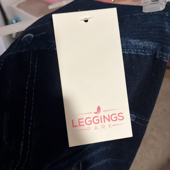 Leggings Park Women’s Jeggings - Picture 4 of 5